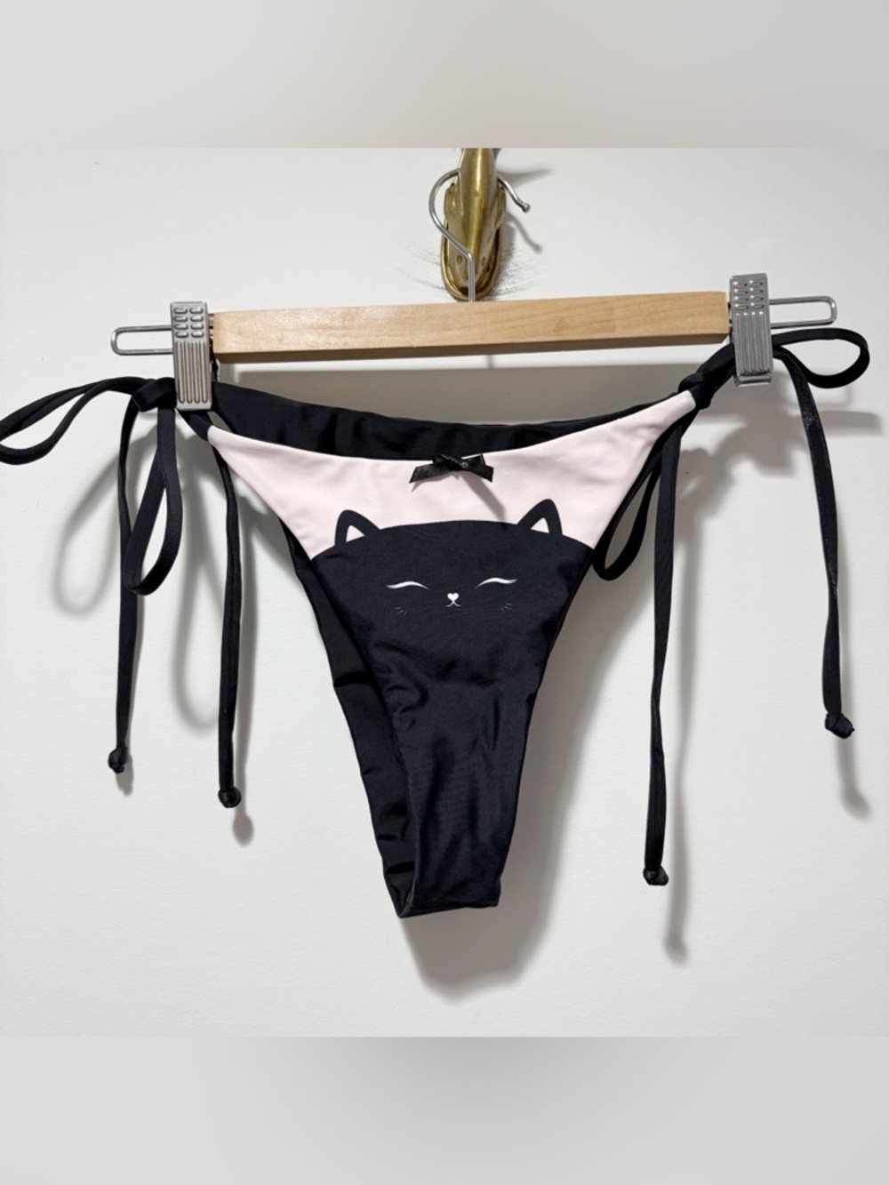 Kitteny Minou Kitty Cat Bikini Bottoms Size Large String Bikini Cheeky Black - Picture 13 of 14